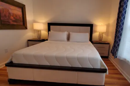 Our cozy Master Bedroom with King Sized Bed