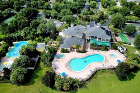 Resort Pool & Splas Park