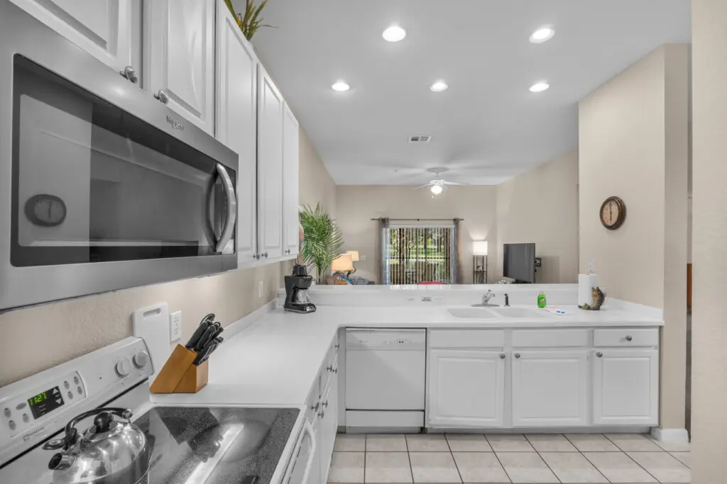 Another glimpse of the inviting kitchen space.