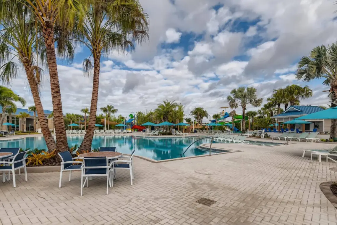 Windsor Island Resort poolside seating area
